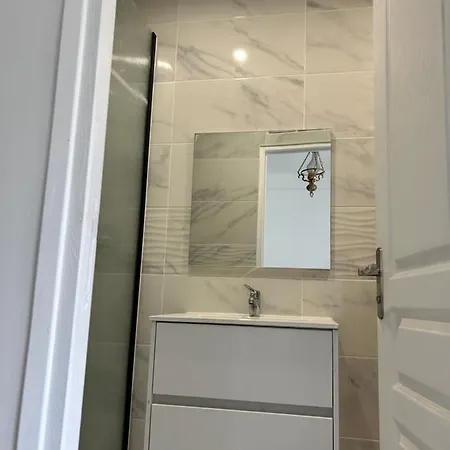 F2 Centre Ville Massy Apartment
